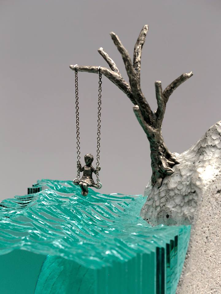 revistapazes.com - Esculturas tridimensionais em vidro e concreto: obra de Ben Young