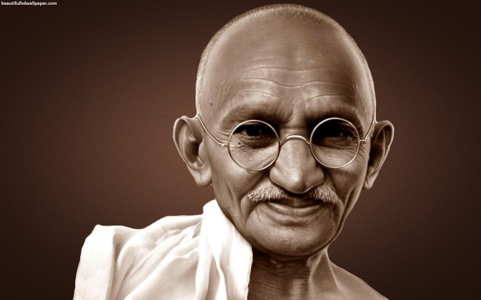 A força do exemplo: um grande ensinamento de Mahatma Gandhi