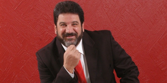 cortella Amar não é aceitar tudo, é ser capaz de dizer não ao que tem que ser recusado