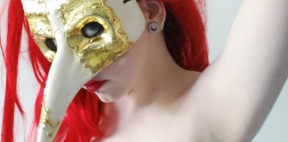 A máscara que usamos.