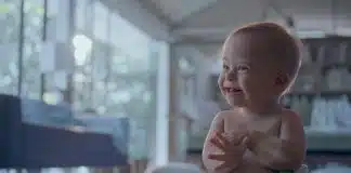 Campanha do novo Bebê Johnson’s quebra padrões e emociona