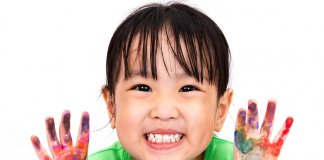 Por que as crianças japonesas obedecem e não fazem escândalos?