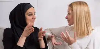 Tolerar é permitir que o outro seja outro, mas você não é obrigado a omitir-se.