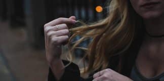 8 sinais de que alguém está muito estressado (e não sabe)