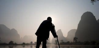 “A Balsa”- esta incrível parábola budista mostra-nos como desperdiçamos a nossa vida