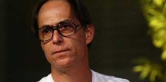 “No Brasil, não se dá valor econômico ao trabalho; só se dá valor aos bens”, afirma Pedro Cardoso