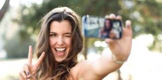 “A incrível geração de fotos sorridentes e travesseiros encharcados”