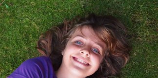 Se não puder falar bem de alguém, cale-se