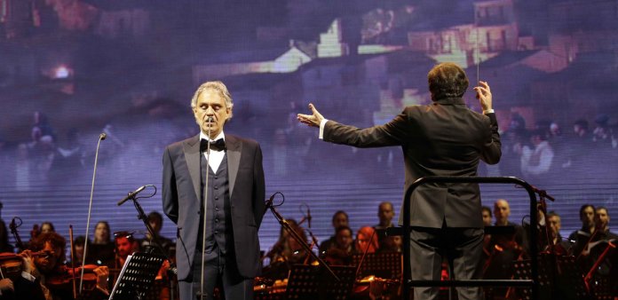 Quem diz não gostar de música clássica ainda não ouviu Andrea Bocelli interpretando “O Sole Mio”