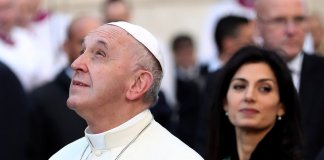 Papa Francisco sobre os direitos humanos: todos têm o direito de ser felizes