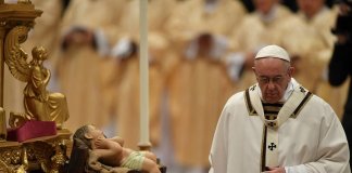 Papa Francisco: o sentido da vida não é estar cheio de coisas