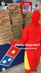 revistapazes.com - Domino’s aceita desafio do Chapolin Sincero e distribui pizzas a moradores de rua