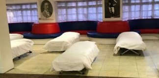Crystal Palace abre estádio para abrigar moradores de rua durante o inverno