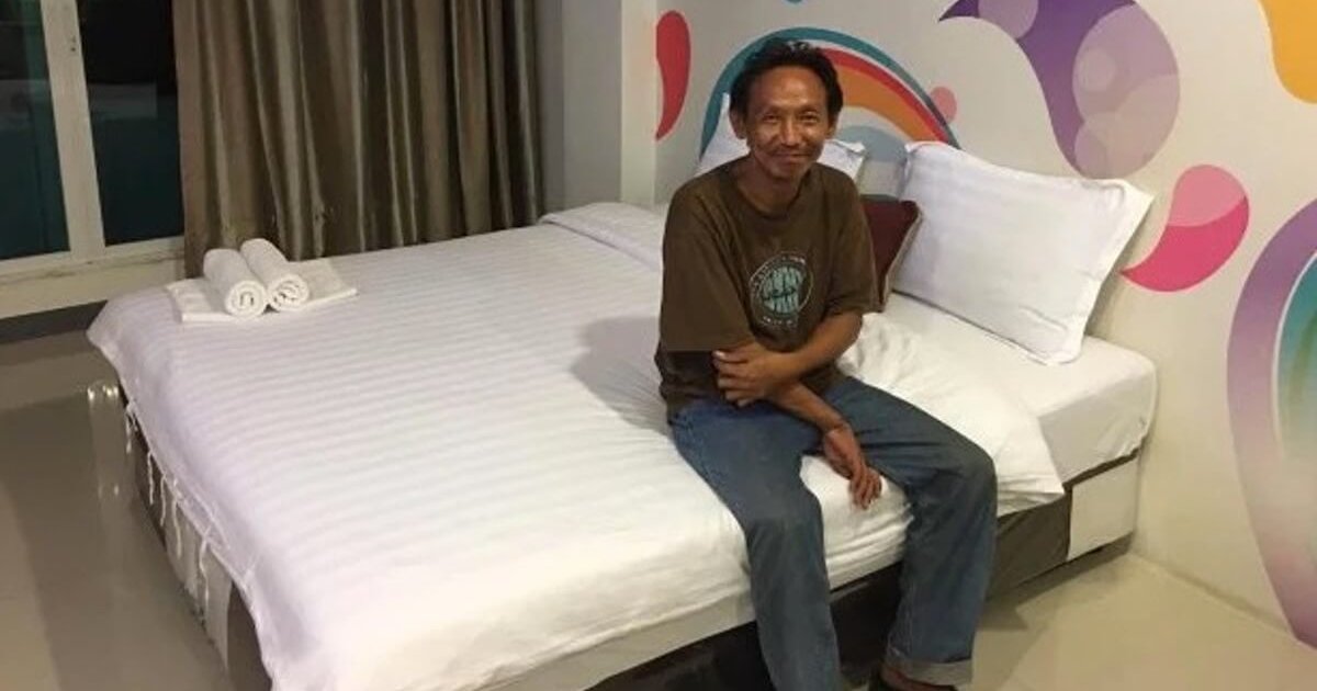 mendigo-encontrou-a-carteira-de-um-milionario-devolveu-e-o-dono-o-recompensou-com-casa-e-trabalho