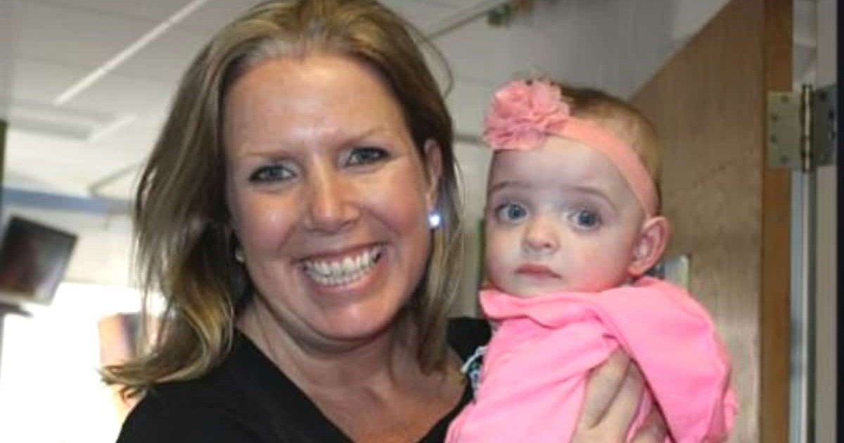 bebe-enfermeira-adota1