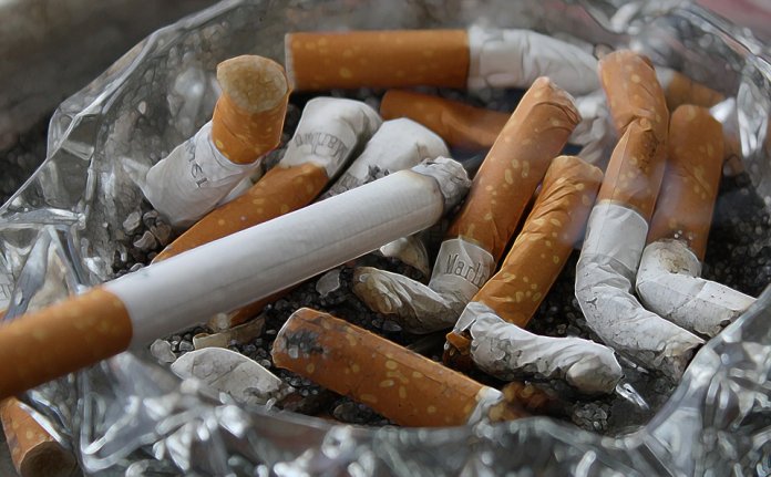 O tabaco tira a vida de cerca de 8 milhões de pessoas por ano