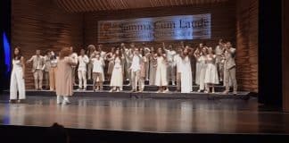 Coral de colégio brasileiro fica em primeiro lugar em festival na Áustria