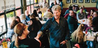 Os restaurantes de Jon Bon Jovi onde os necessitados podem comer sem pagar