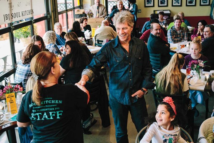 Os restaurantes de Jon Bon Jovi onde os necessitados podem comer sem pagar