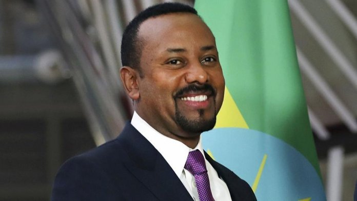 O Prêmio Nobel da Paz atribuído ao primeiro-ministro etíope Abiy Ahmed Ali