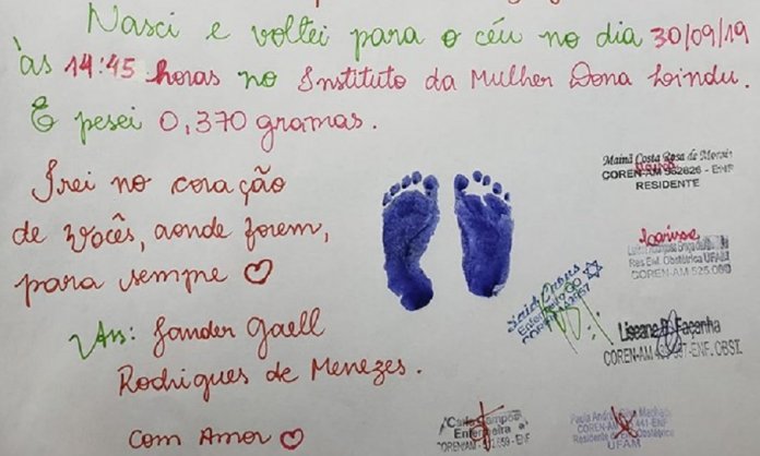 Equipe de enfermagem faz bilhete encantador a pais que perderam o bebê e emociona a internet