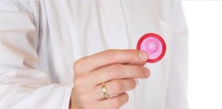 Preservativo “semáforo”: ele muda de cor ao detectar doenças