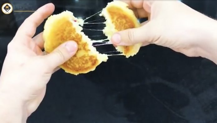 Pãozinho de batata com 4 ingredientes sem forno (aprenda em 4 minutos) – vídeo viral