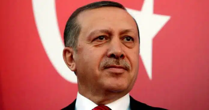 Presidente-Turquía-1024x538 (1) Presidente turco doa todo o seu salário, por 7 meses, para combater pandemia