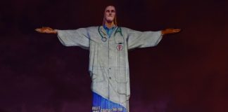 Cristo Redentor ‘veste’ jaleco em homenagem aos profissionais de saúde durante pandemia (Vídeo)