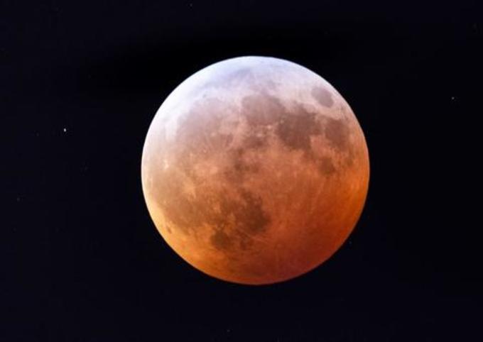 revistapazes.com - Você está pronto para a "Lua de Morango" e o eclipse lunar que acontecerão hoje? Entenda