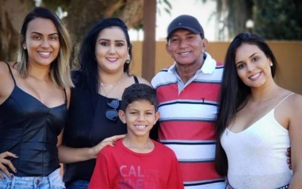 revistapazes.com - 21 pessoas da família testam positivo para Covid-19 e todos estão curados, em Goiás