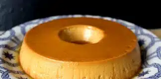 Pudim de doce de leite super fácil, daqueles que você tem que “comer rezando”!