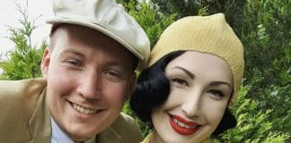 Este casal vive como se estivéssemos nos anos de 1930. Apaixonados à moda antiga!