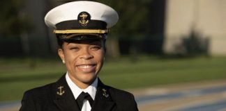 Pela primeira vez na história, uma mulher negra comandará a Academia Naval dos Estados Unidos