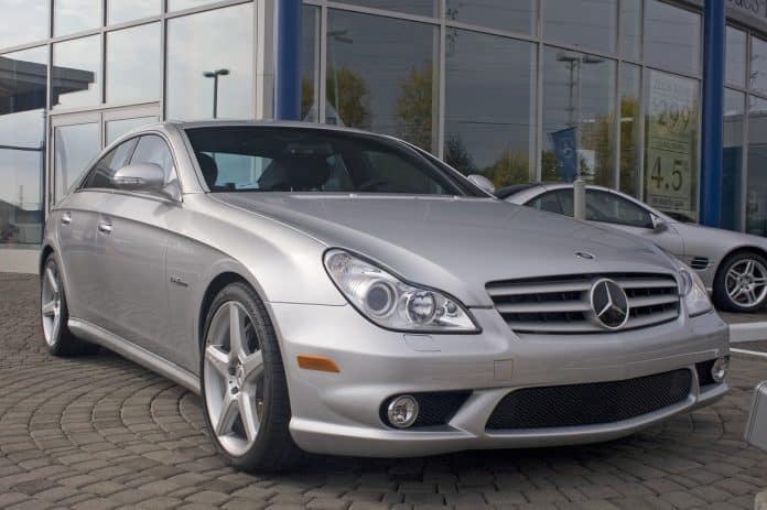 Variação de preços dos carros à venda em Pernambuco