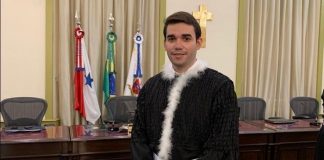 Filho de carroceiro e lavadeira toma posse como juiz no Pará
