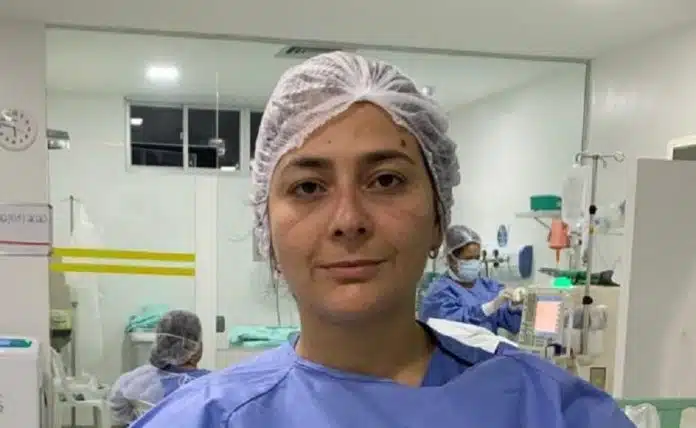 cinara 2 ‘Dói demais ver as crianças morrendo sem poder ver os pais’, afirma pediatra de UTI