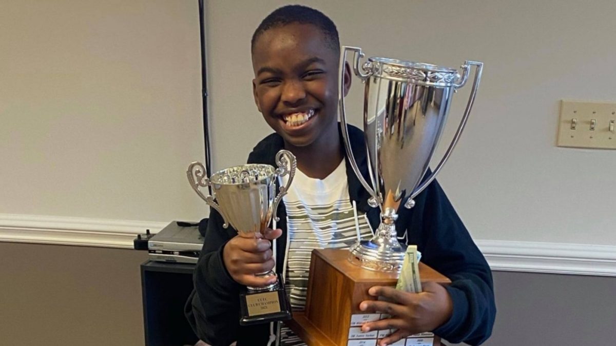 revistapazes.com - Menino refugiado de 10 anos que vivia como sem-teto vence torneio estadual de xadrez nos EUA