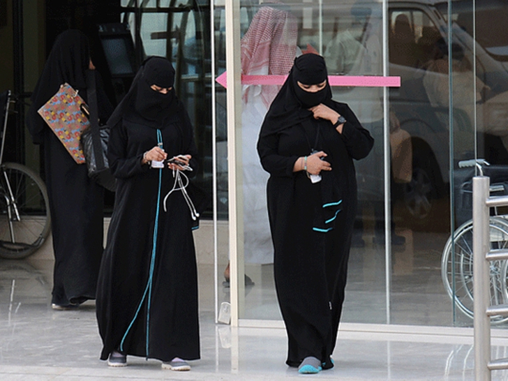 revistapazes.com - Pela 1ª vez em séculos, mulheres podem viver sozinhas sem permissão de um 'tutor' na Arábia Saudita