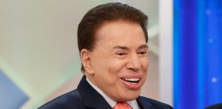 Silvio Santos, de 90 anos, é internado com Covid em SP