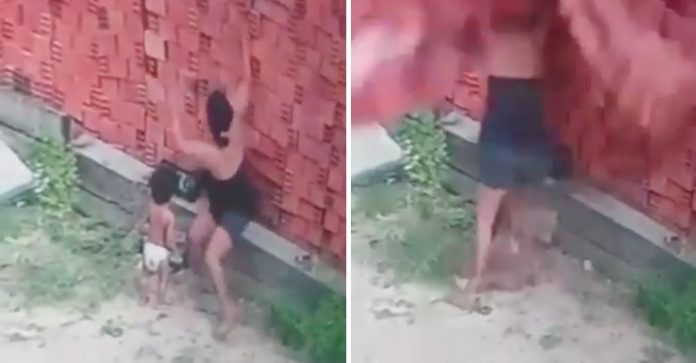 Em ato heroico, mãe salva filho de ser esmagado por parede de tijolos; veja o vídeo