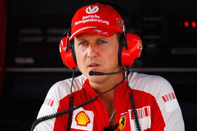 revistapazes.com - 'Schumacher está vivo, mas não se comunica', diz herdeiro da Ferrari em entrevista inédita