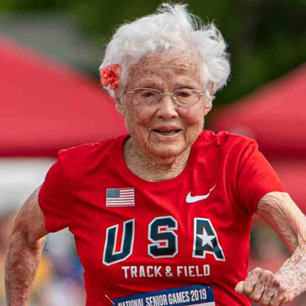 revistapazes.com - Idosa de 105 anos bate recorde no atletismo e prova que idade é só um número