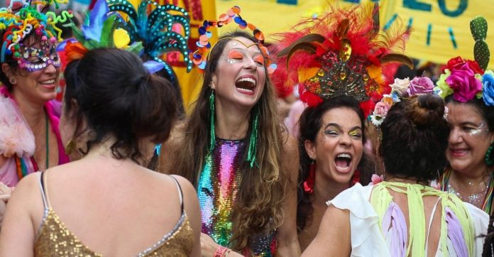 Mais de 70 cidades de São Paulo cancelam Carnaval 2022 devido à pandemia