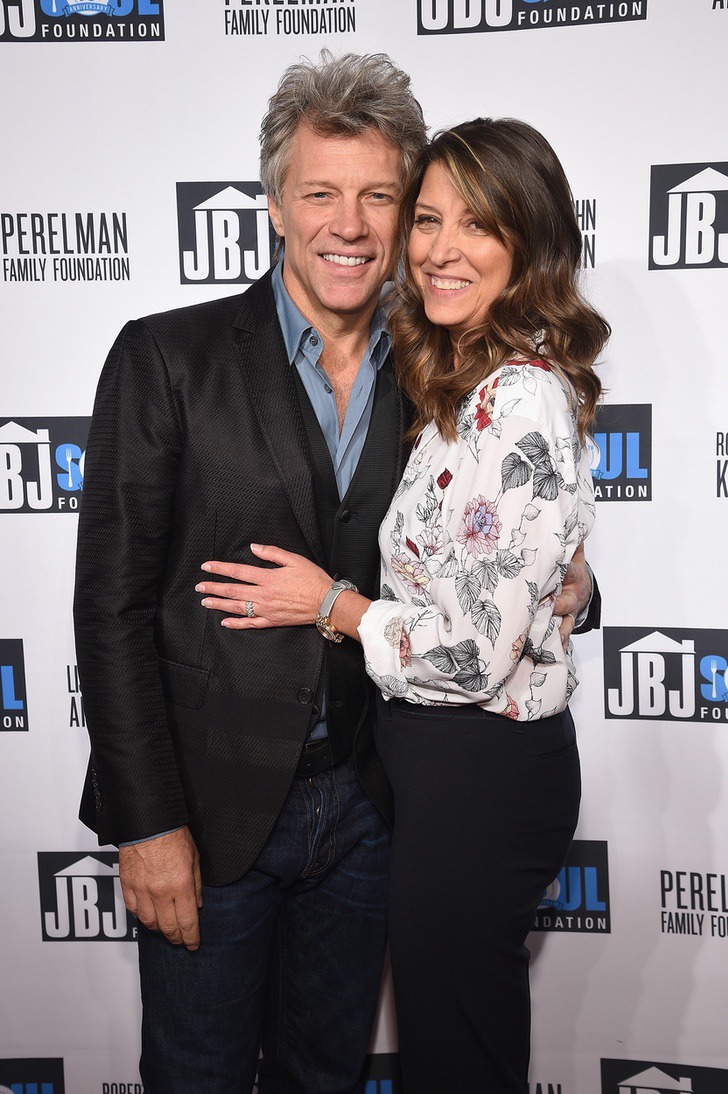 revistapazes.com - Jon Bon Jovi: estrela do rock casado há 40 anos, a vida de excessos não era para ele
