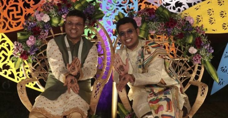 revistapazes.com - Noivos fazem história ao realizar 1º casamento homoafetivo em cidade da Índia: 'Só queremos ser felizes'