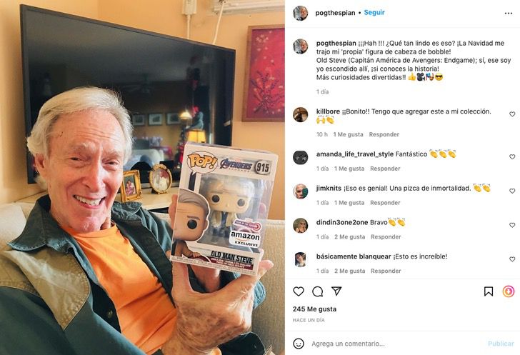 revistapazes.com - Ator que deu vida ao Capitão América "idoso" ganha boneco colecionável de seu personagem no Natal