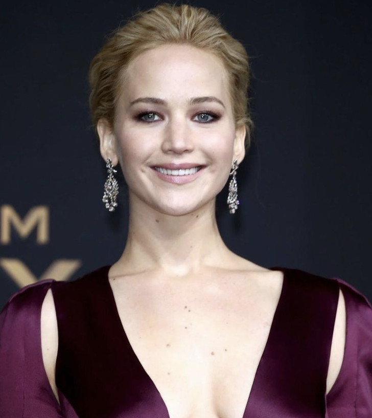 revistapazes.com - Jennifer Lawrence revela que recebeu salário inferior ao de DiCaprio: "Dizem que não é por causa do gênero"