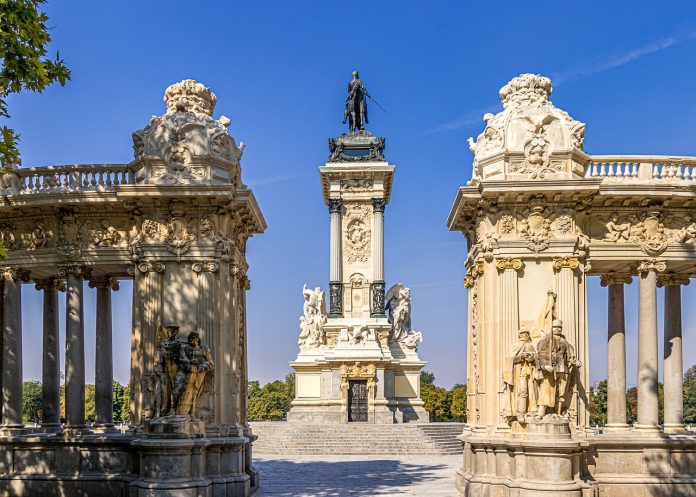 Os 10 melhores destinos para os românticos em Portugal