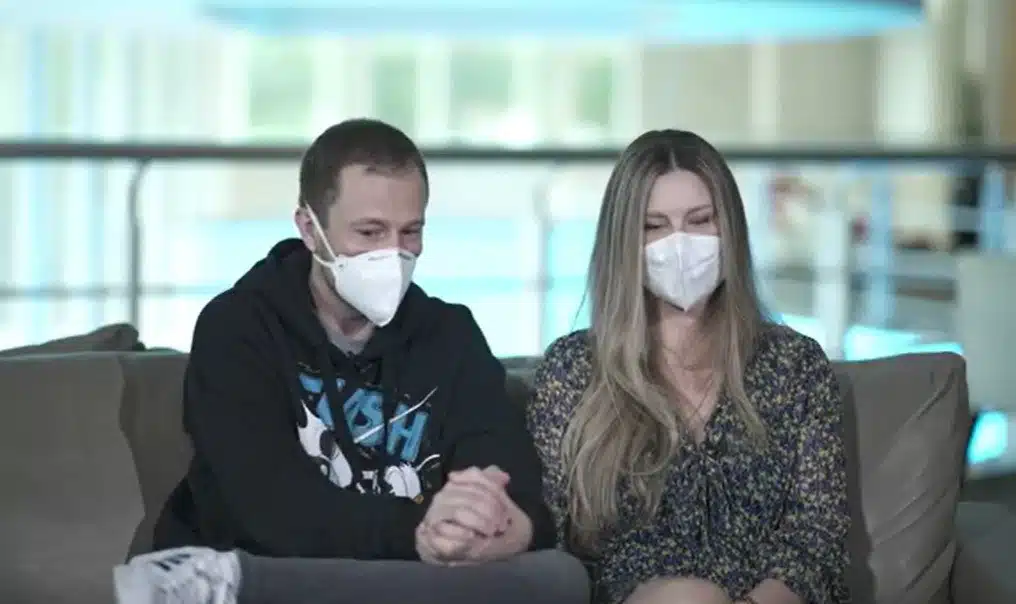 revistapazes.com - "Combinamos de nunca chorar na frente da Lua", diz Tiago Leifert após descobrir câncer raro na filha